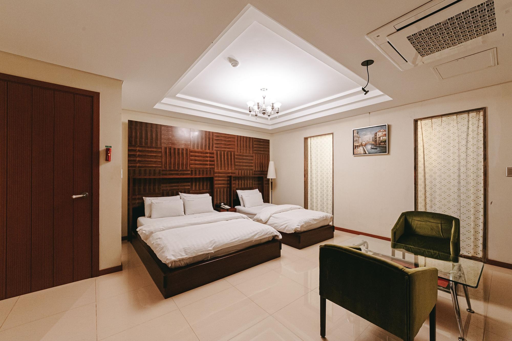 Gallery Tourist Hotel 统营市 外观 照片