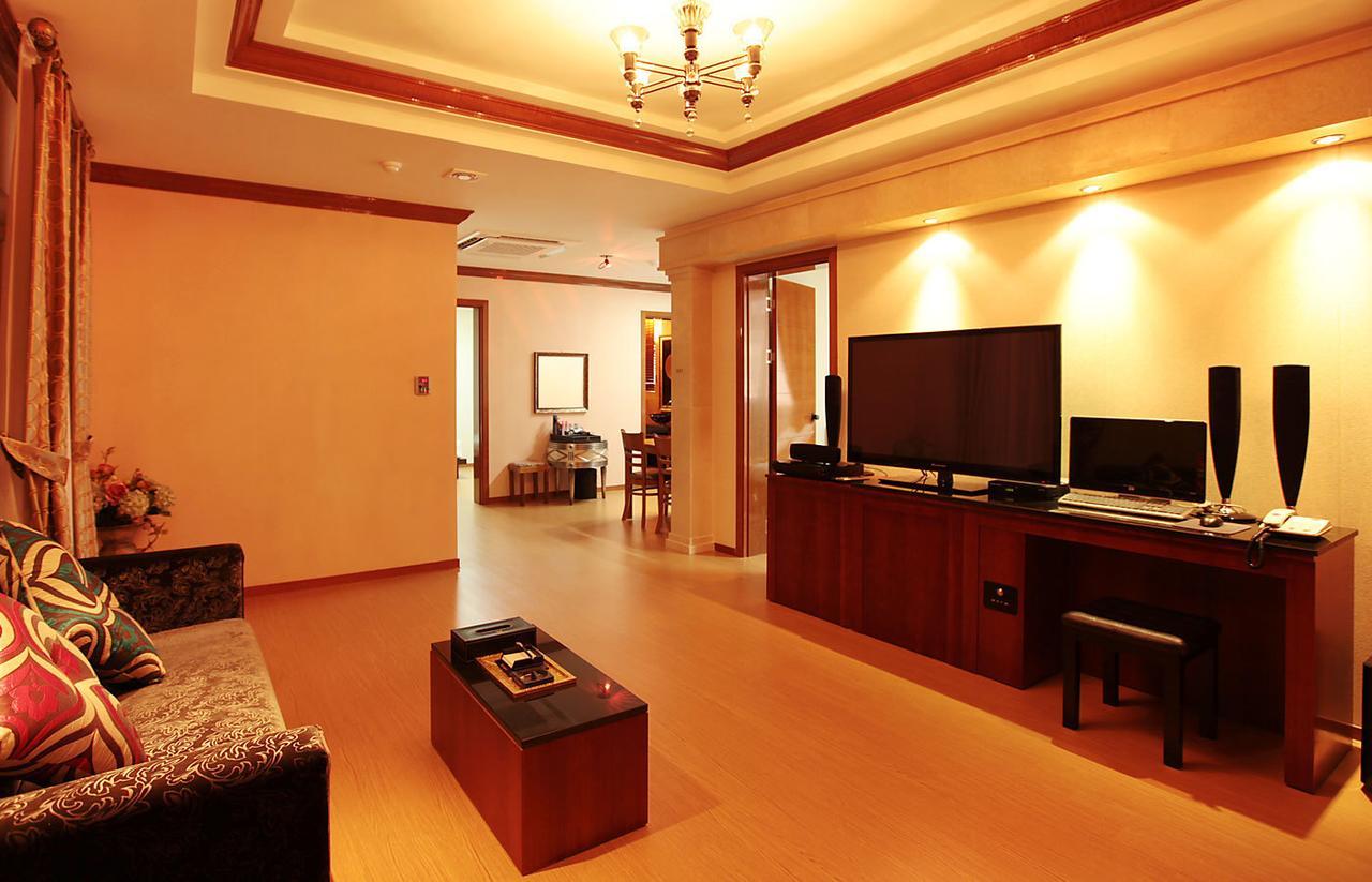 Gallery Tourist Hotel 统营市 外观 照片