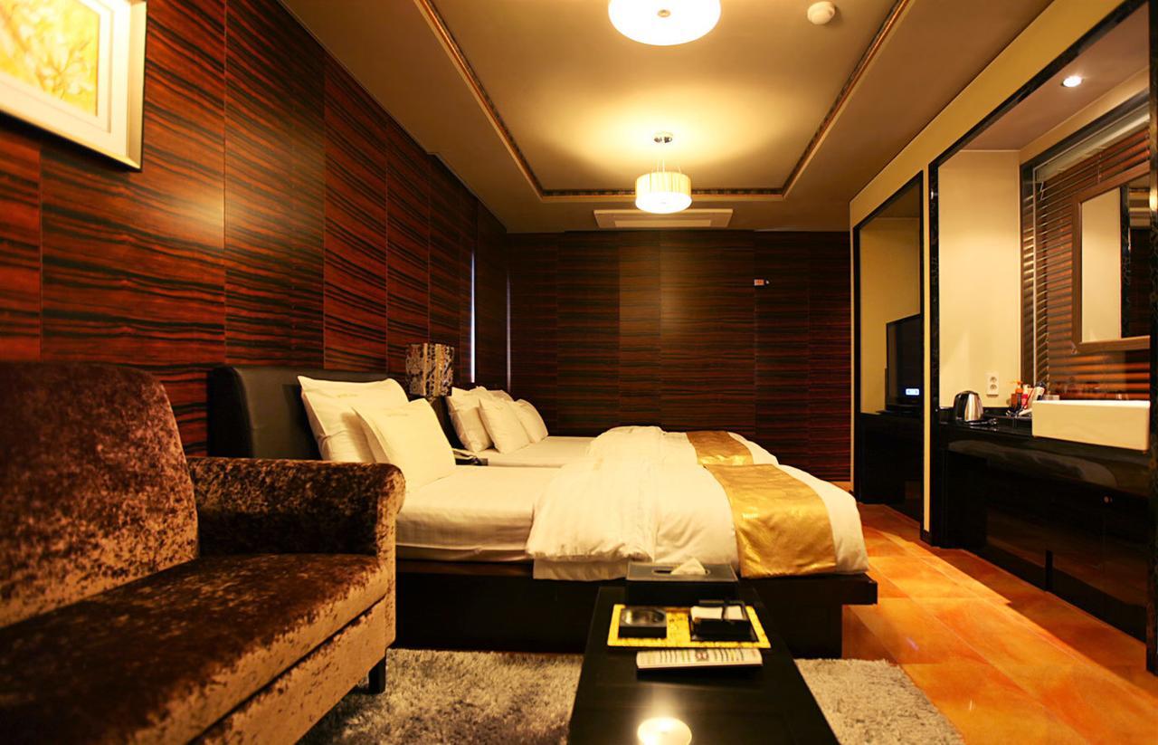 Gallery Tourist Hotel 统营市 外观 照片