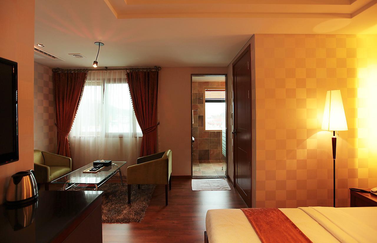 Gallery Tourist Hotel 统营市 外观 照片