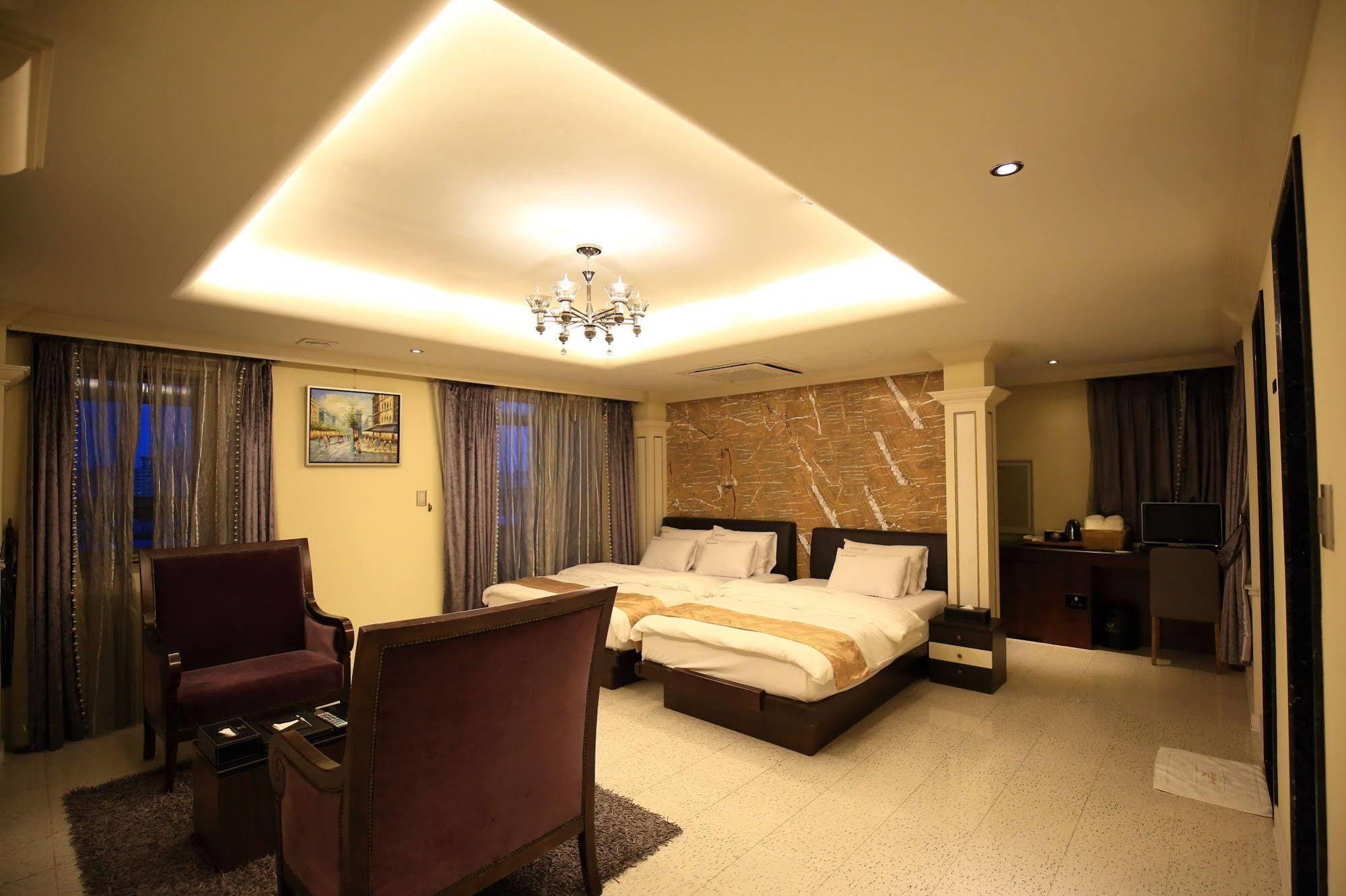 Gallery Tourist Hotel 统营市 外观 照片